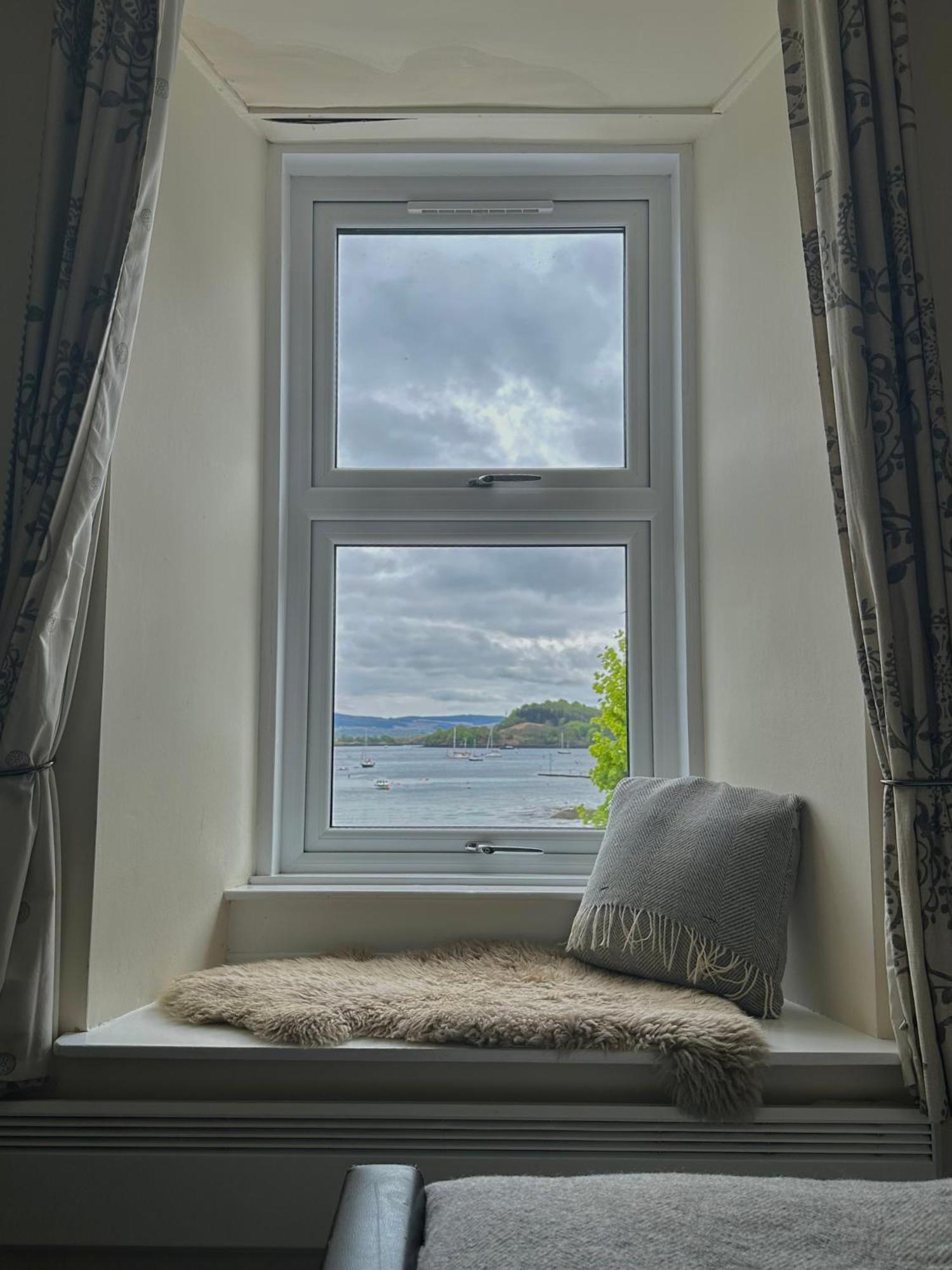 The Tobermory Hotel Exterior foto
